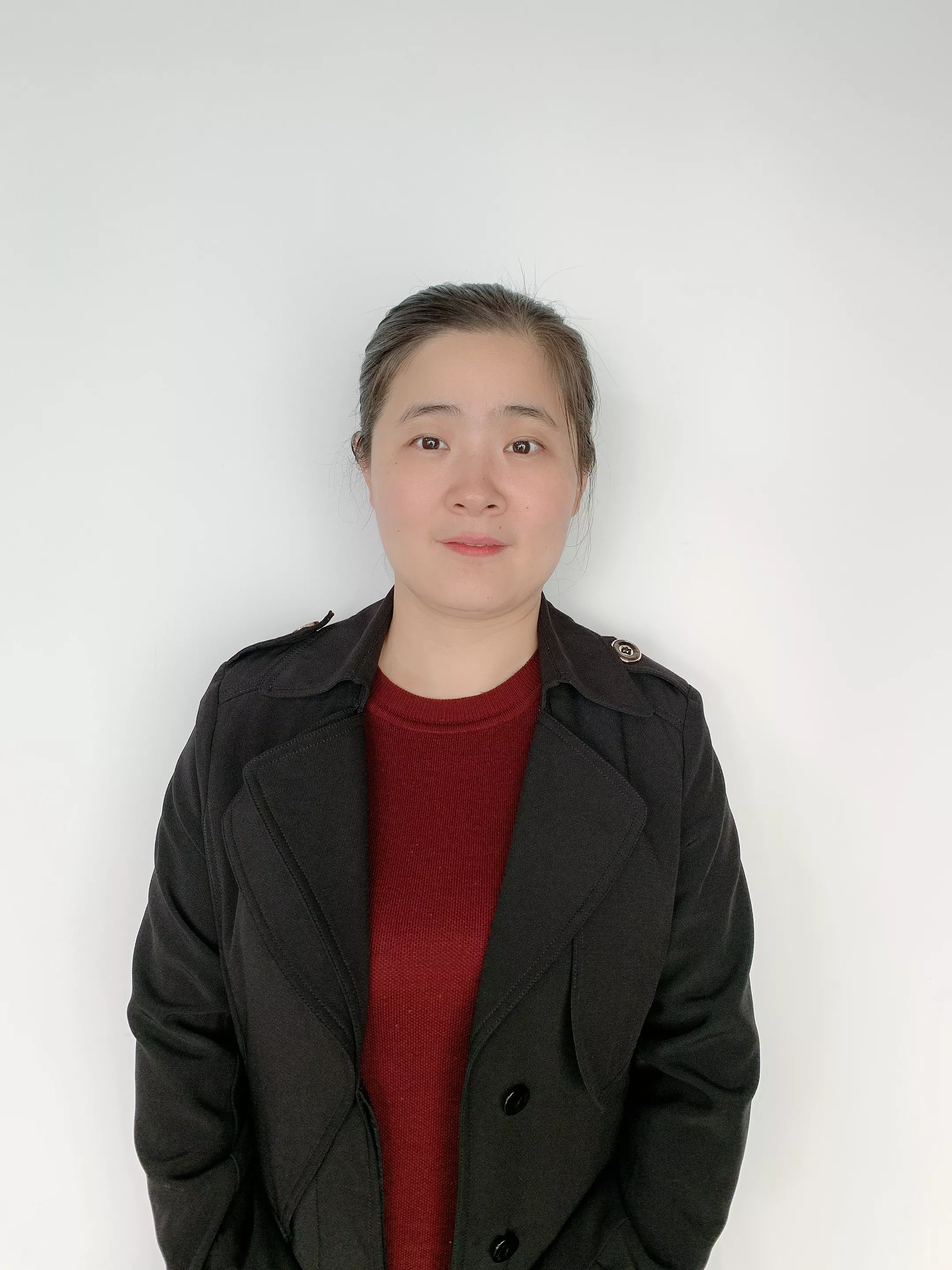 曾莉权证部部长
